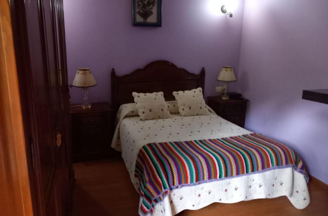 Casa Rural La Fuente Tejedo del Sil Exterior foto